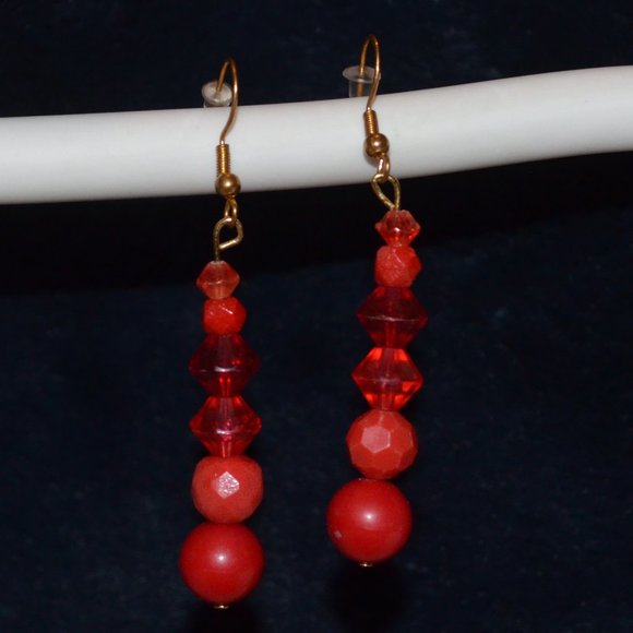 Red Beaded Gold-Plated Fishhook Earrings - Picture 3 of 4